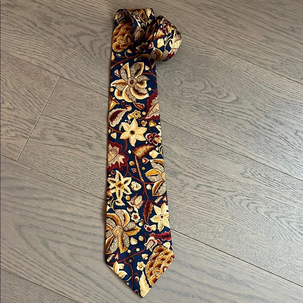 GianMarcoVenturi/ Floral Patterned Tie in Gold and Blue
